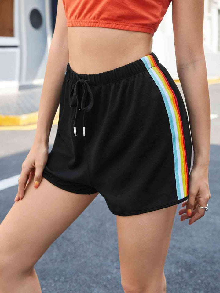 SIDE STRIPE DRAWSTRING SHORTS